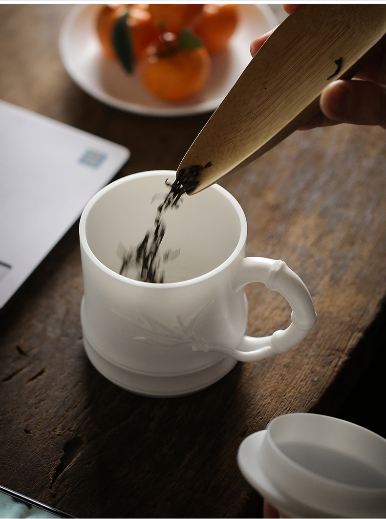 Dehua white porcelain teacup suet jade office glass ceramic tea cup and meeting the personal cup biscuit firing with the boss