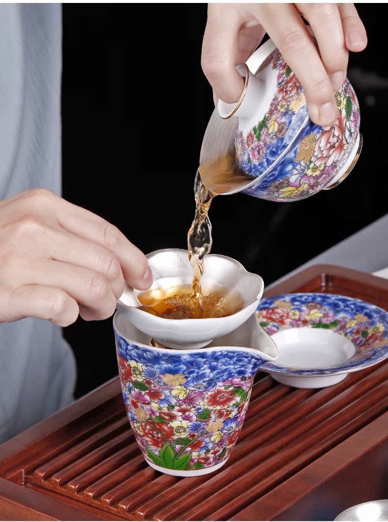 Jingdezhen ceramic three blue and white manual coppering. As silver tureen tea cups to make tea bowl household kung fu tea set with zero