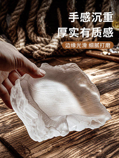 Large Ashtray with a High-End Feel, Special for Cigars, Creative Home Use in the Living Room, Thickened Crystal Glass Ashtray for Tea Table