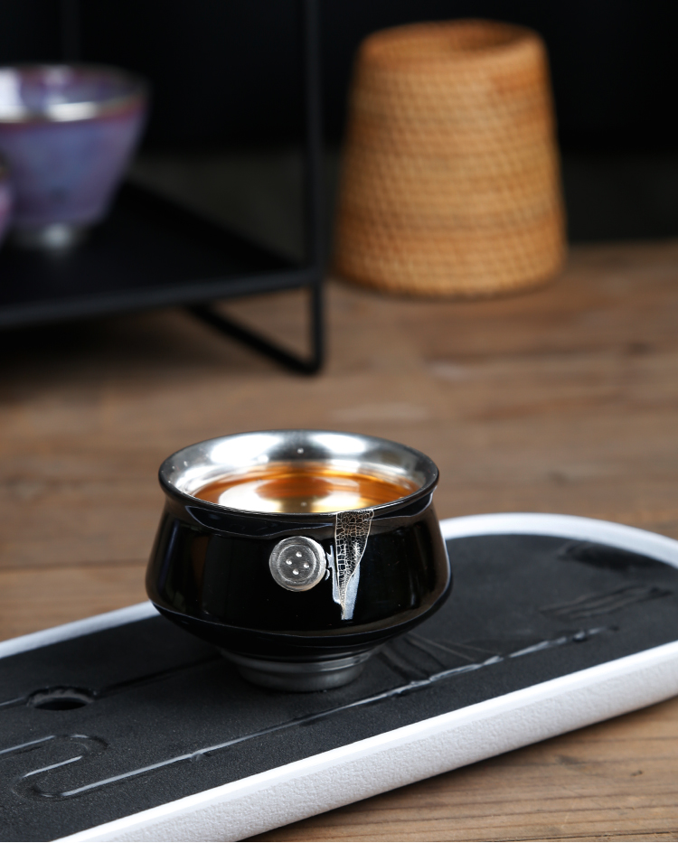 The ancient new silver tea set variable coarse pottery kung fu sheng up cups individual cup single cup sample tea cup coppering. As zen cup