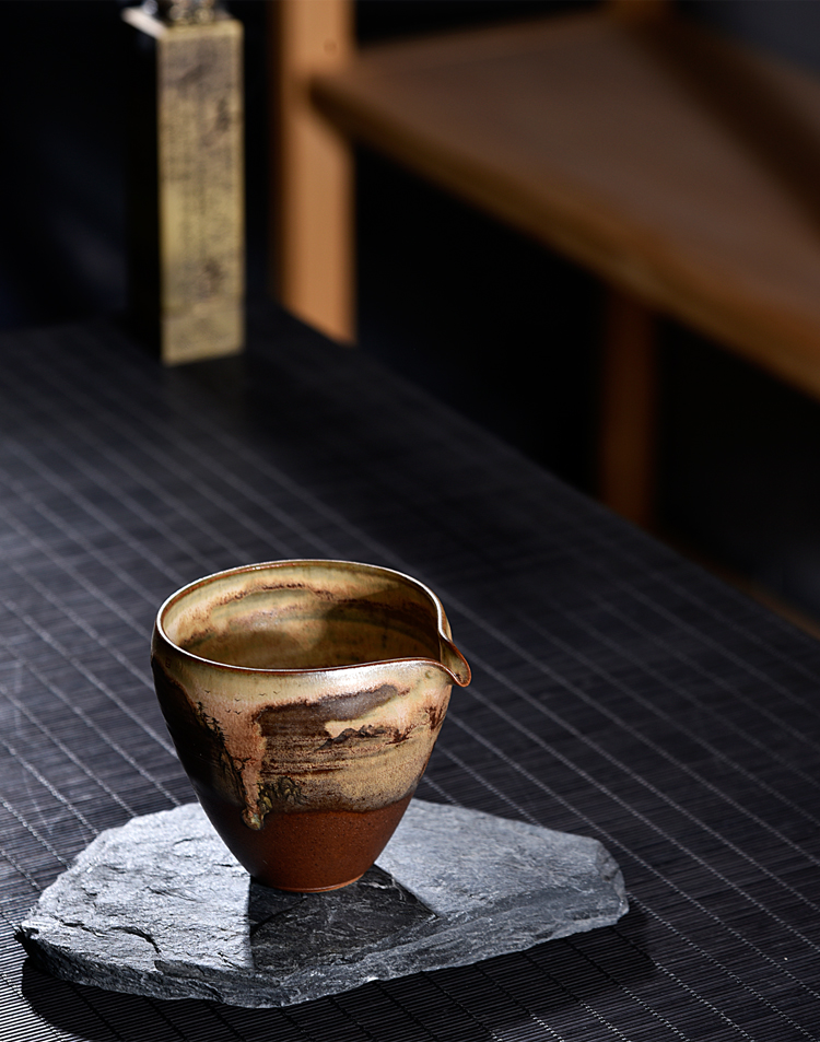 Ancient sheng up new hand made of pure wood natural dust ceramic tea set fair keller cup keller cup points