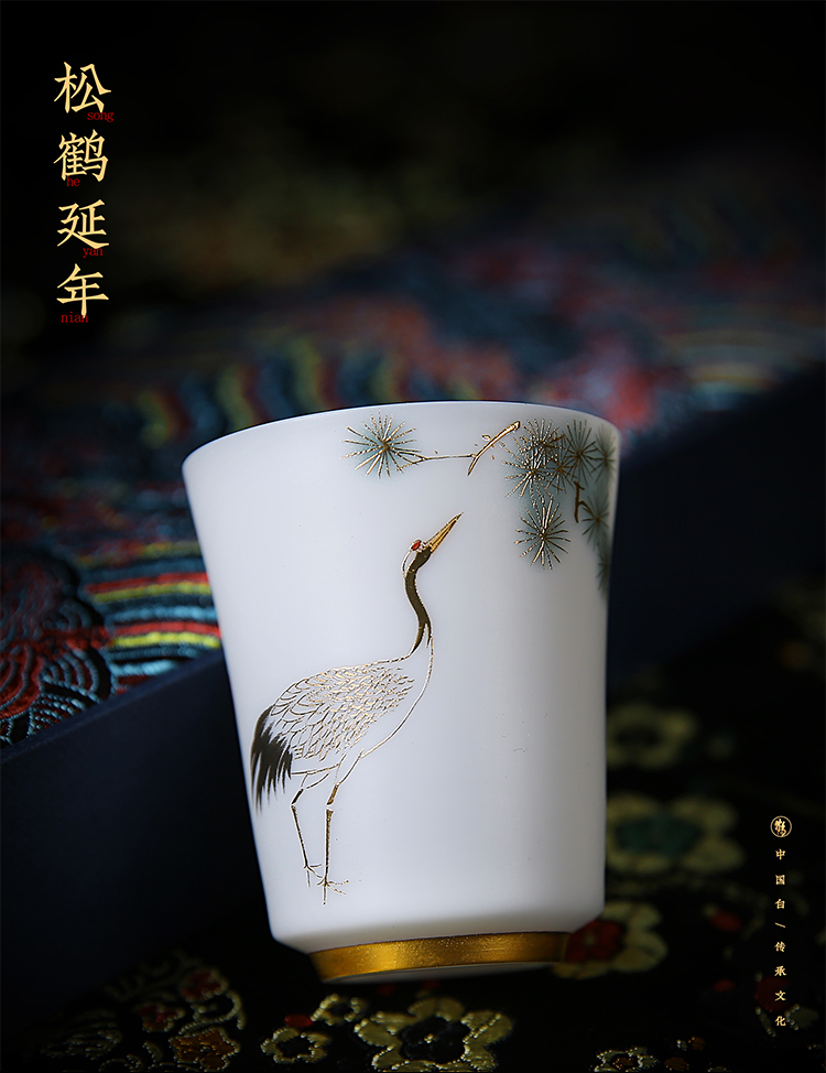 The ancient sheng up suet jade ceramic masters cup single cup pure manual hand - made suet jade kung fu tea cups white porcelain sample tea cup