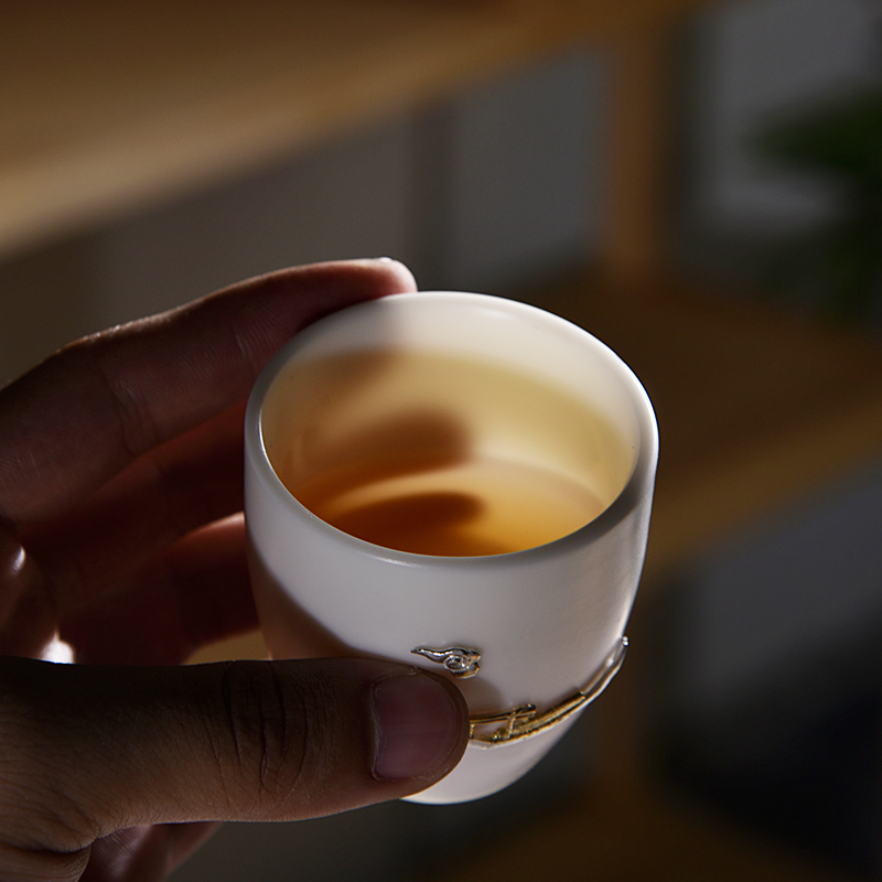 Ancient sheng up new dragonfly porcelain white porcelain inlay silver cup kaolin jade inlay sample tea cup master cup single CPU