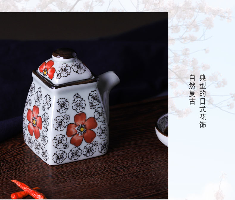 A Japanese ceramic oil pot with cover oil bottle kitchen seasoning bottle of soy sauce pot vinegar pot seasoning bottle