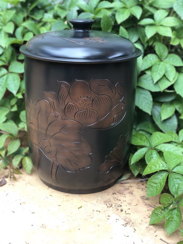 Take a yunnan jianshui purple pottery caddy fixings large seal pot pu 'er bread seven of nine cakes tea urn home and POTS