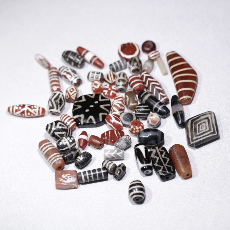 Pakistani Afghancia Inlaid Agate Carnelian Beads Thai Ghost Eye Beads Gypsophila Version Beads A135