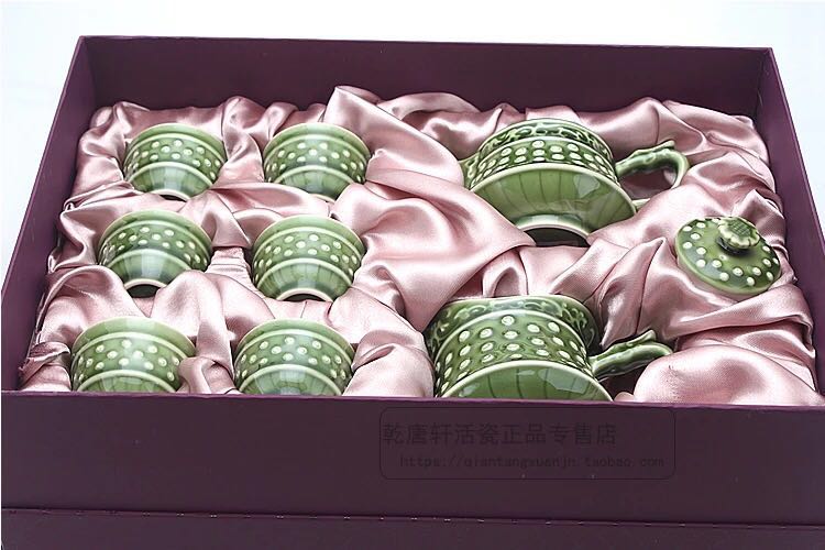 Do Tang Xuan porcelain cup qiankun green glaze tea sets suit one pot of six cups of tea tea cup sea glass to elders