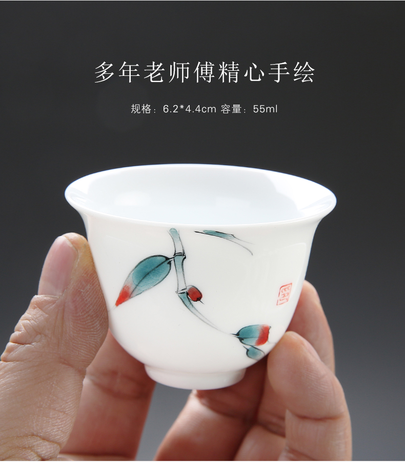 Hand - made ceramic masters cup jade porcelain cups kung fu tea cup single cup of tea light manual personal pu - erh tea sample tea cup