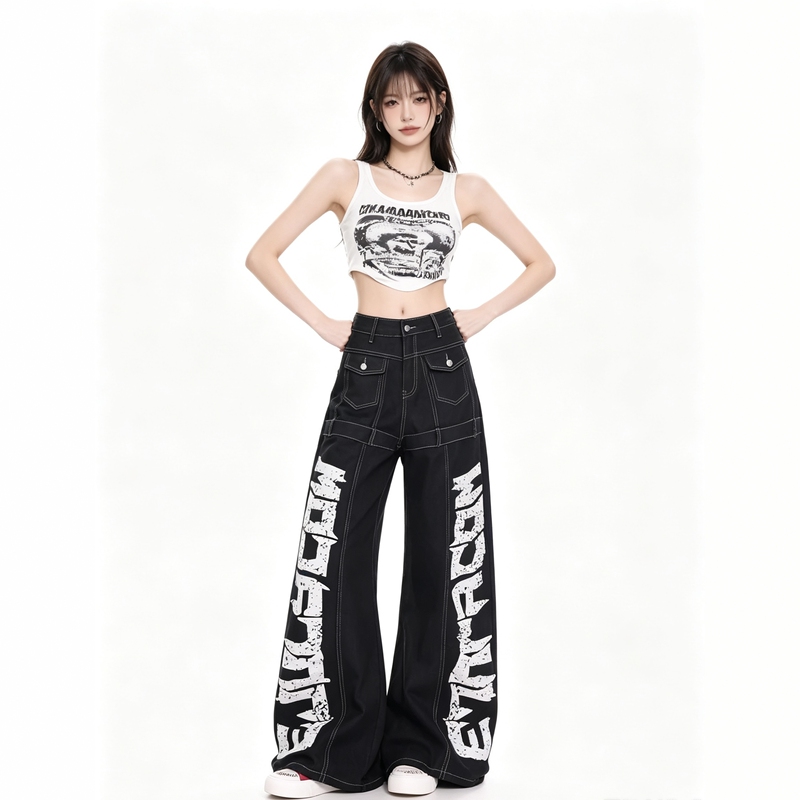 Black American-Style Large Letter Print with Visible Stitching, Loose-Fitting Fashionable Scimitar Pants for Women, Unique Street-Style Jeans Black American-Style Large Letter Print with Visible Stitching, Loose-Fitting Fashionable Scimitar Pants for Women, Unique Street-Style Jeans
