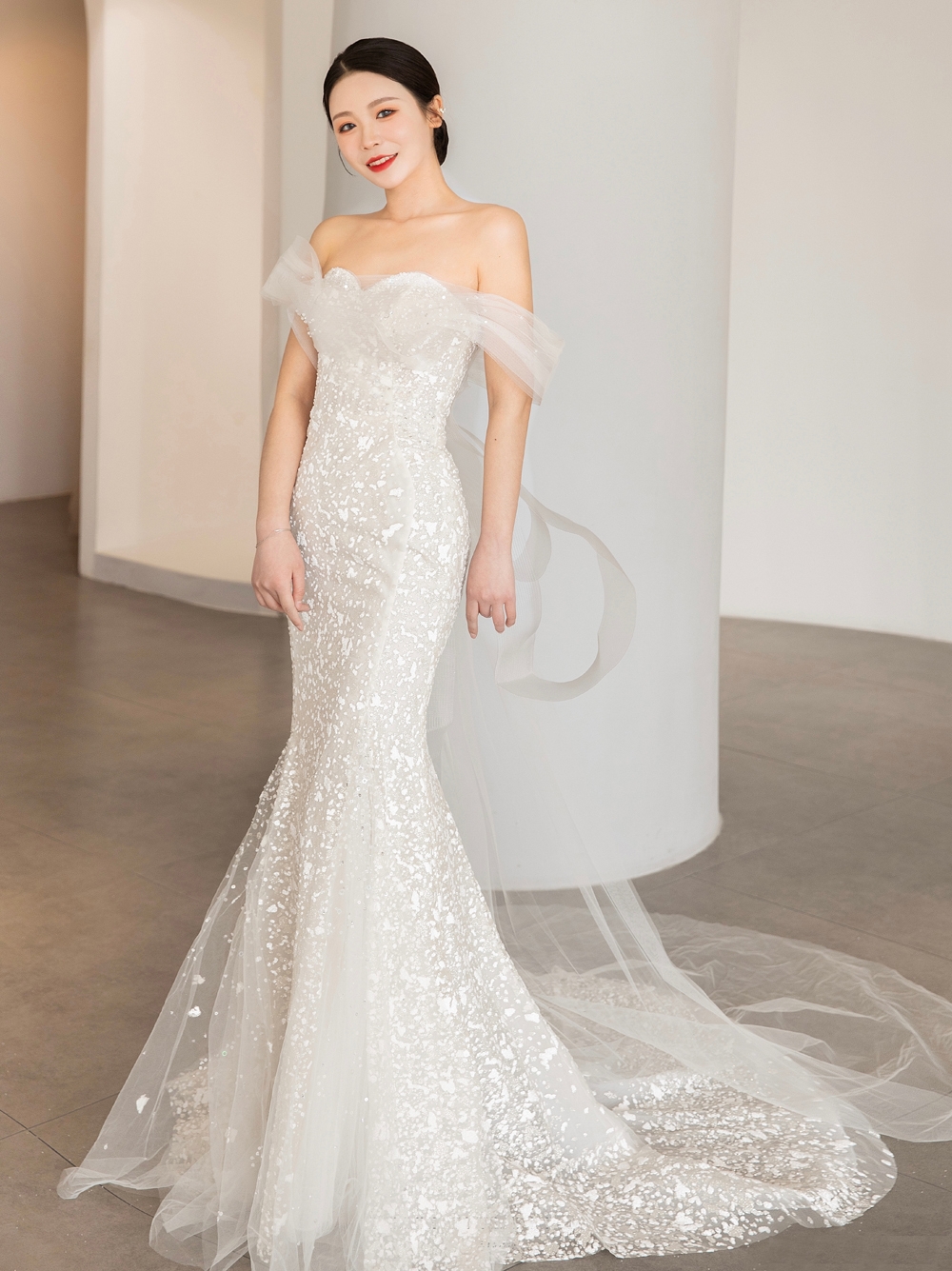 Wedding dress, evening dress for bride, 