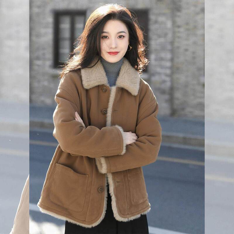 Korean-Style Retro Brown Lamb Wool Coat for Women, 2026 New Winter Hot-Selling Model, Super Stylish Thickened Lapel Jacket