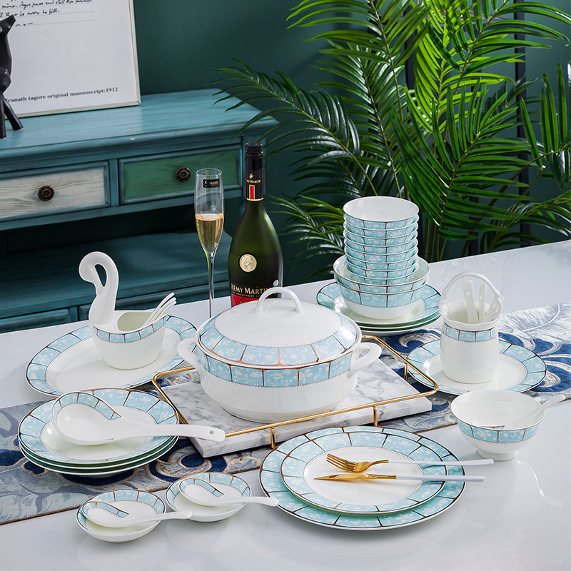 The dishes suit household jingdezhen porcelain 56 ipads head high - grade contracted Europe type ceramic tableware to eat bread and butter plate combination