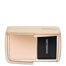 Hong Kong direct mail Hourglass soft focus finishing powder powder pink beige