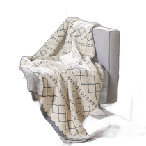 Safavieh Tamar Blanket - Gray Beige (USA Outlet) Straight Hair