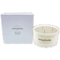 Direct mail from the United States Aromaworks home scented candle fresh and pleasant fragrance relieves stress daily 400g