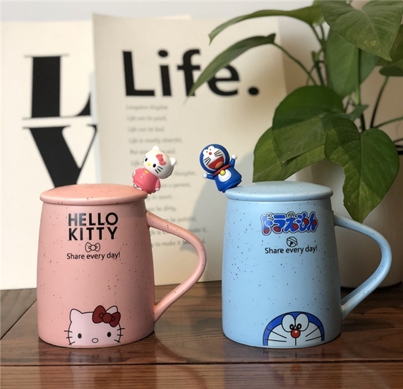Ceramic keller cup high - capacity hello Kitty coffee cup with cover with a spoon, express it in picking CPU to send a ideas
