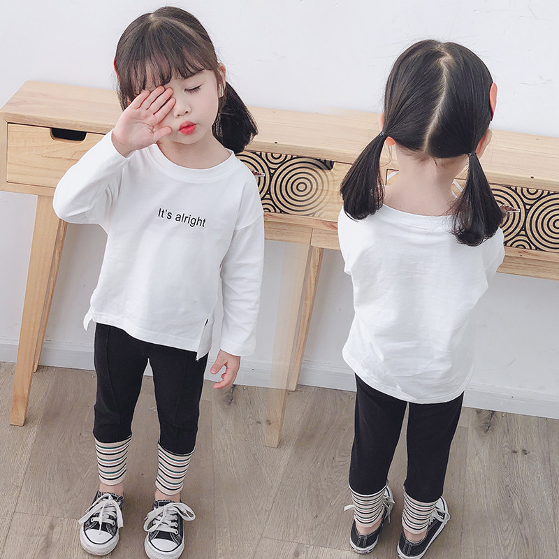 Girls T-shirt skirt spring and autumn clothes children's cotton round neck long-sleeved top 3-year-old baby Western style Korean version of the white bottoming shirt
