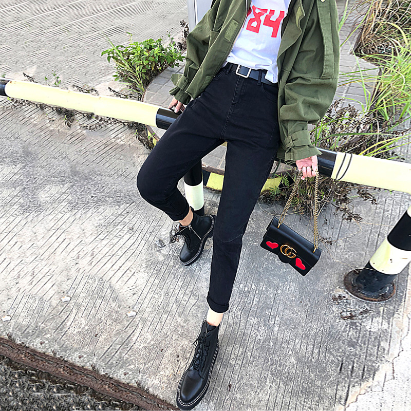 Black High Waist Jeans Woman 2022 Spring Summer New Slim Loose Harun Small Feet 90% Roof Pants Tide