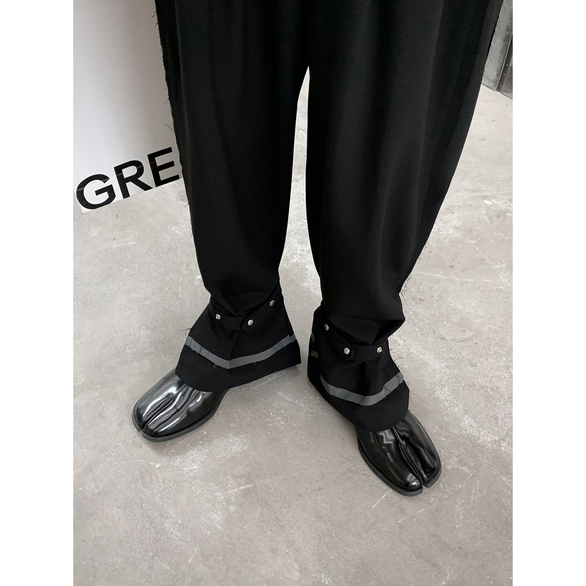 HOZI Trendy Niche Design Pants Feet Strap Crash Color Splice Easy West Pants Mesh Red Ins Pituitary Pants Men Pants