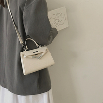 Summer small bag women 2020 New Tide network red wild wild ins portable Kelly bag design shoulder bag