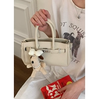 Белая подвеска