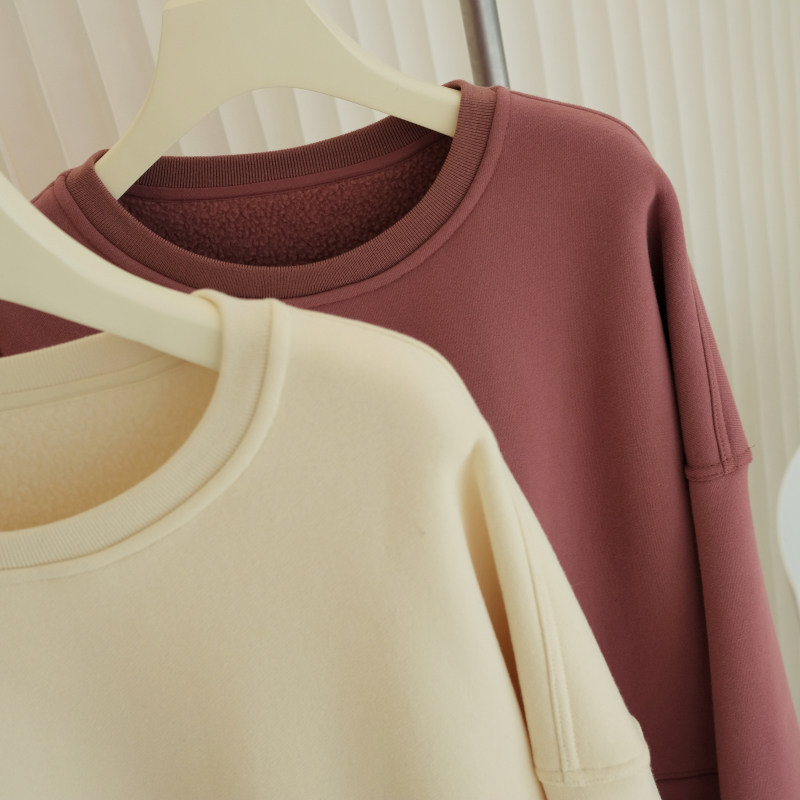 Xiangjia takes off from dusk Pig nose drawstring dyed thickened plus velvet loose profile sweater women