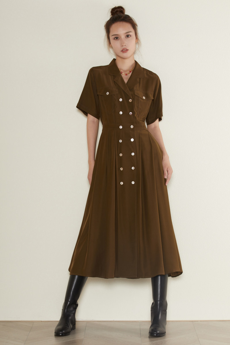 Lean Scribe Man Art Uniform Wind Sand Wash Real Silk Collection Waist A Character High Waist Suit Collar Short Sleeve Foreign Dress Woman