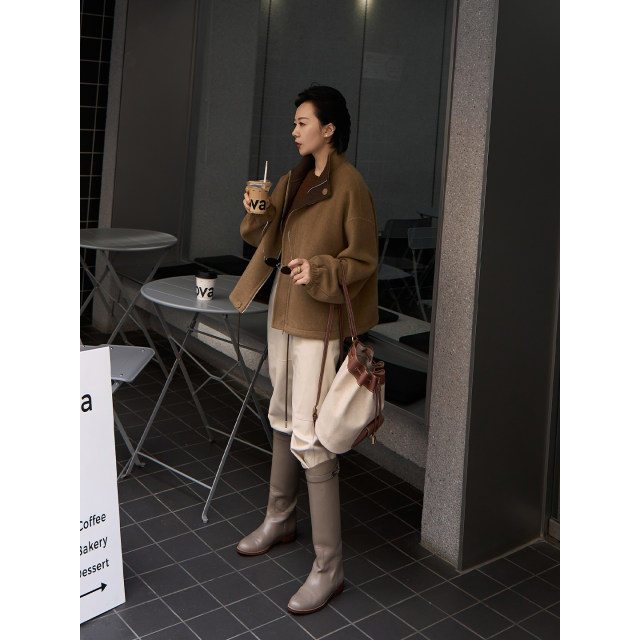 TOFOD 楱巧土司 L*P老钱风空气层小山羊绒双面呢外套廓形短大衣