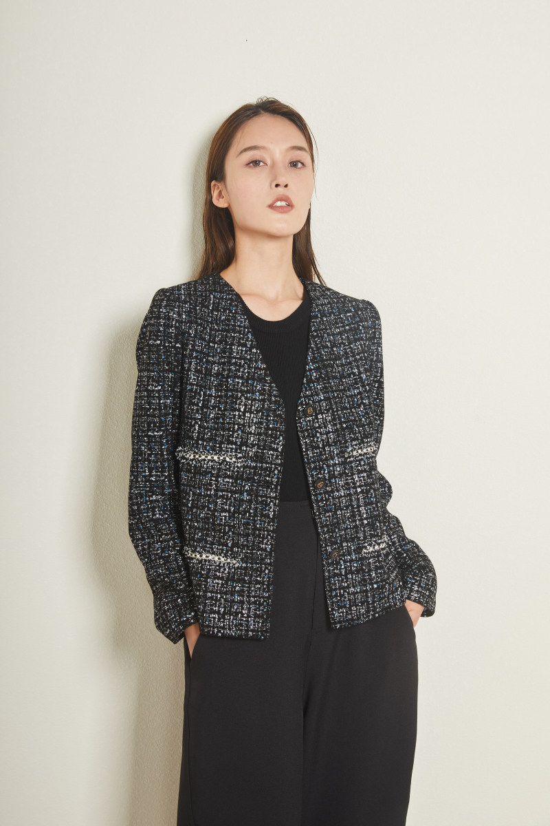 New process of leather coat Flower Flower Little wind coat cloth brief spring coat girl 2023