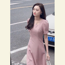 Port Taste Vintage Chic Temperament Lukewarm High Sense European Goods High-end Pink Small Balsamic Light Lavish Extravagant Dresses Dresses Summer Season