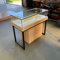 Стеклянный низкий шкаф 100*50*90