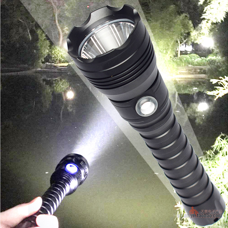 CREE XHP-70Ⅱ second generation stepless dimming 4000 lumen diving flashlight 2 sections 26650 charging