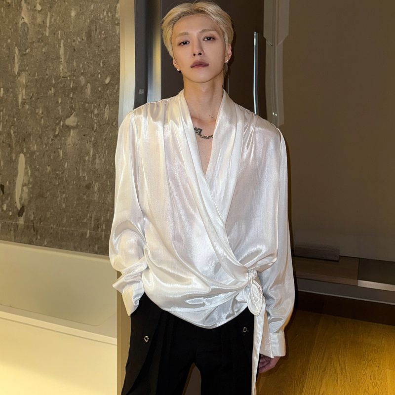 Zishang Men's Korean Style Trendy Casual Cool Design Niche Satin Chiffon V-Neck Long Sleeve Shirt for Men in Autumn Zishang Men's Korean Style Trendy Casual Cool Design Niche Satin Chiffon V-Neck Long Sleeve Shirt for Men in Autumn