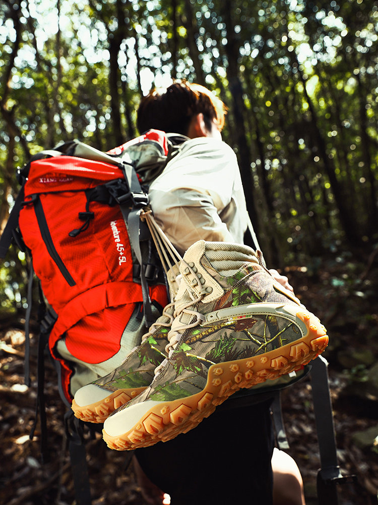 Outdoor hiking shoes women's waterproof non-slip high-top camouflage couple hiking shoes men's wear-resistant cowhide travel mountaineering boots