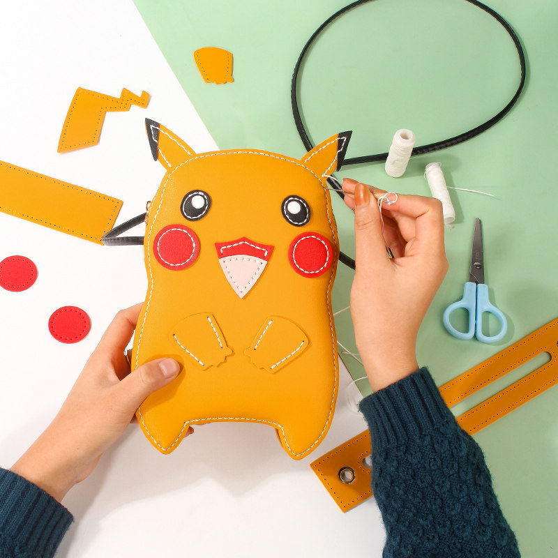 diy bag gift cartoon cute 2022 new woven hand-stitched self-made material bag shoulder messenger bag