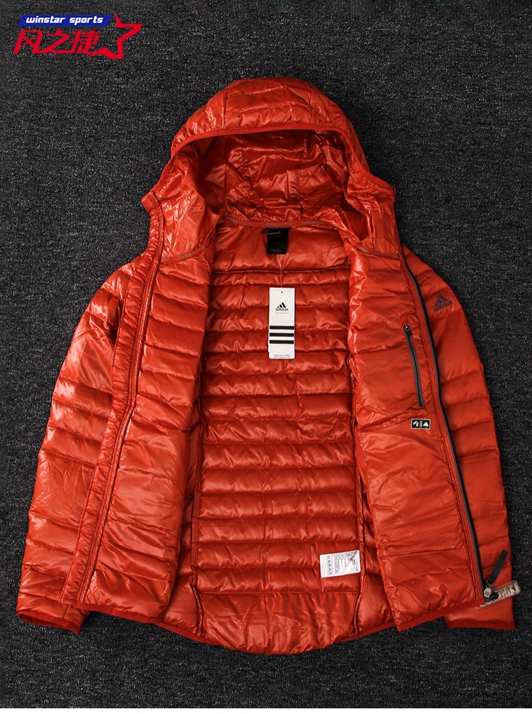 Áo khoác thể thao và giải trí ấm áp của Adidas / Adidas F88993 F88996 —