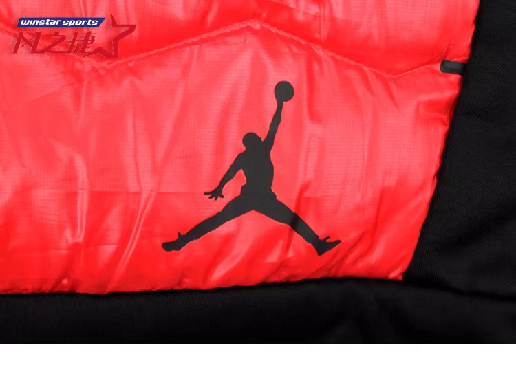 AIR JORDAN nam thể thao và giải trí vịt trắng xuống vest đen và đỏ xuống vest 807950-687