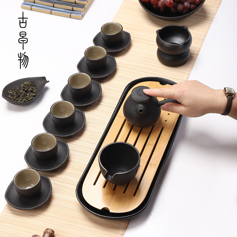 Kung fu tea set of black suit household contracted office of a complete set of ceramic tureen coarse pottery teapot Japanese tea tray