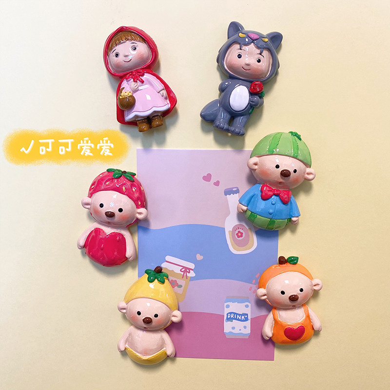 Cartoon Fridge Stick Cute Fruit Doll Solid Resin Fridge decorated with small red hat and large grey wolf magnet