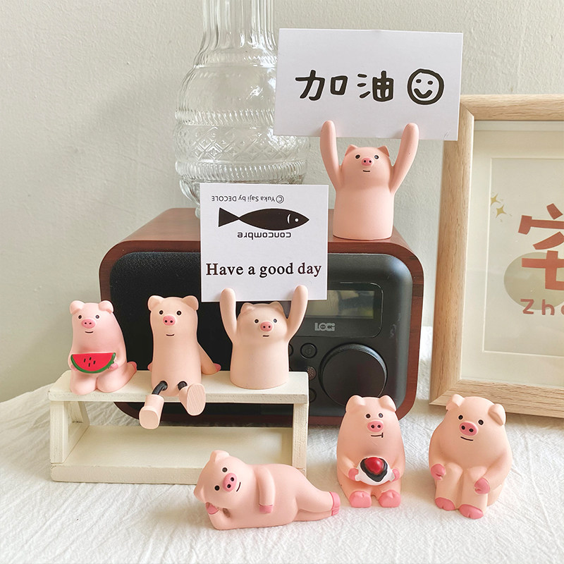 Hands Up Small Pig Photo Clip On-board Desktop Decoration Small Pendulum Pieces Convenience Stickup Office Business Card Holding a message clip