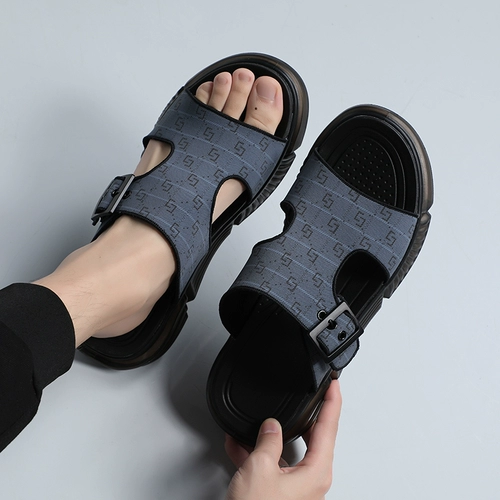 Уличные тапочки, модные слайдеры, скелет