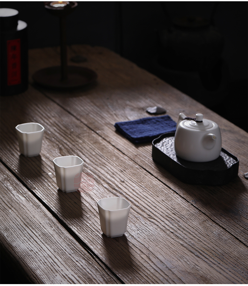 Jiangnan past dehua white porcelain teacup suet jade China ceramic kung fu tea set a single sample tea cup small square cup