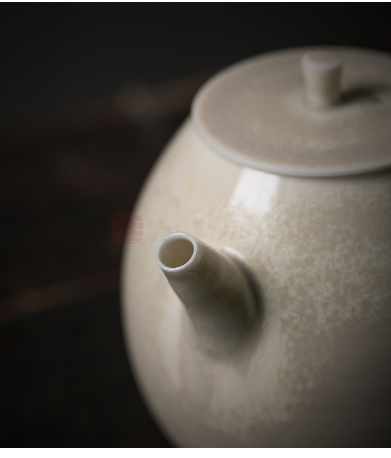 Jiangnan hand past the teapot suit household wood dust dragon egg pot ceramic kung fu tea set single pot little teapot