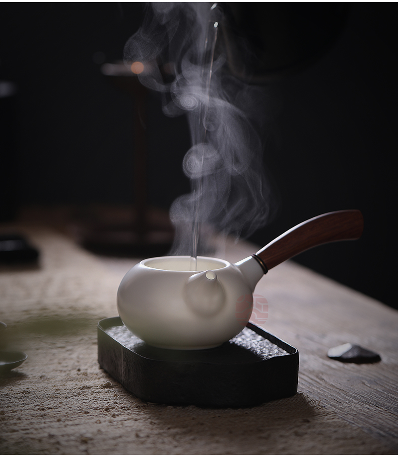 Jiangnan past China white porcelain little teapot suet jade teapot ceramic kung fu tea set single pot side put the pot