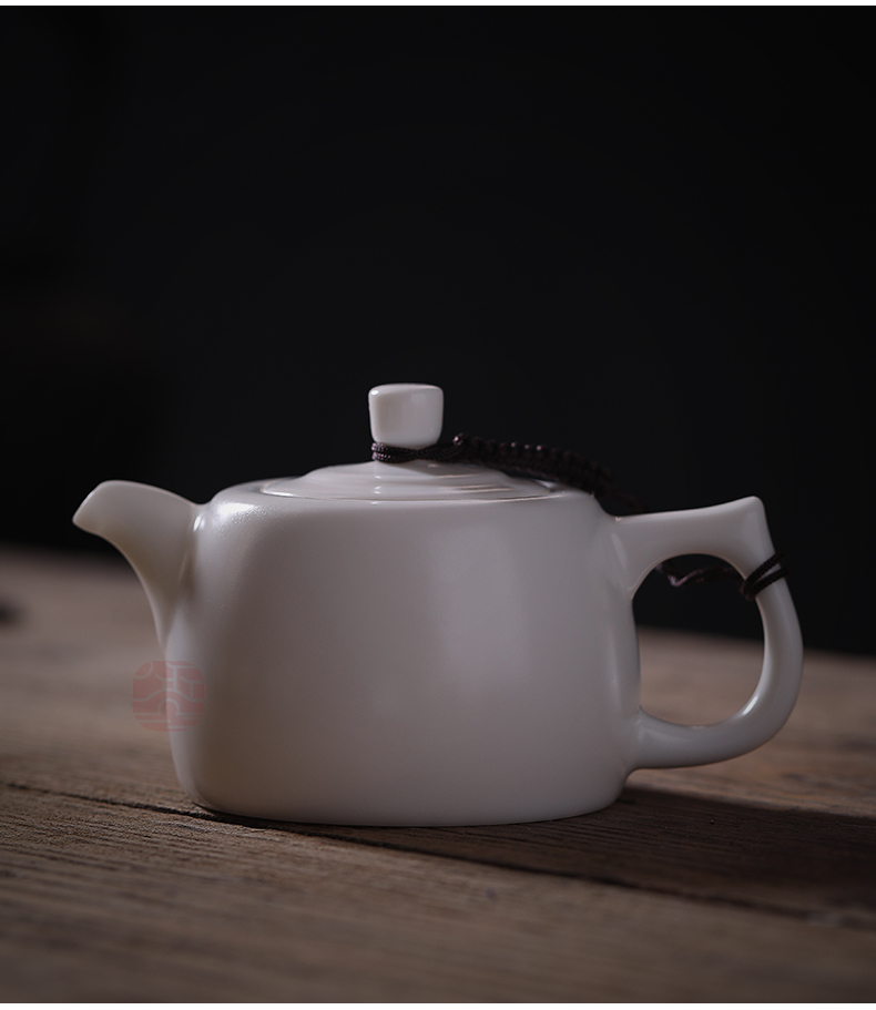 Jiangnan kung fu past little teapot from lard suet white jade household ceramic pot pot of single well bar pot teapot white porcelain