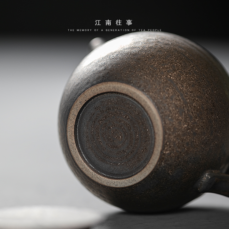 Jiangnan past retro rust glaze is putting pot of household ceramic teapot kung fu tea set single pot of Japanese little teapot