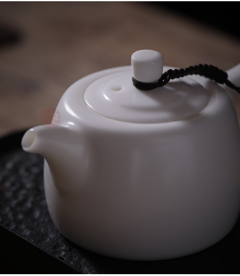 Jiangnan kung fu past little teapot from lard suet white jade household ceramic pot pot of single well bar pot teapot white porcelain