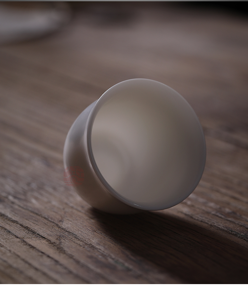 Jiangnan kung fu tea cups past suet jade small jin ling ceramic tea cup sample tea cup Japanese small individual cups