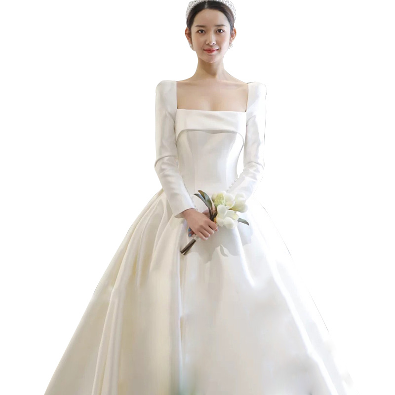 Satin main wedding dress 2022 new bride long sleeves high -level foresight, simple light luxury trailer out, gauze spring and summer girl Satin main wedding dress 2022 new bride long sleeves high -level foresight, simple light luxury trailer out, gauze spring and summer girl