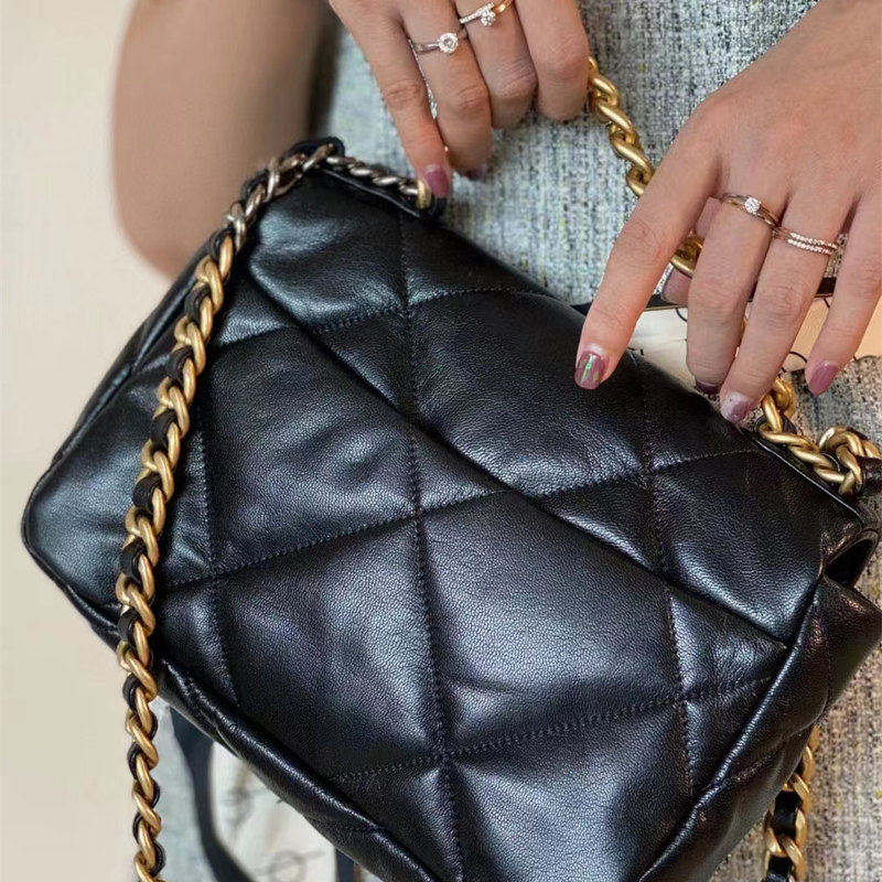 Chain Shoulder Bag 19 Cloud Bag New Style Quilted Crossbody Bag Cf Fashion Genuine Leather Versatile Solid Color Bag Chain Shoulder Bag 19 Cloud Bag New Style Quilted Crossbody Bag Cf Fashion Genuine Leather Versatile Solid Color Bag